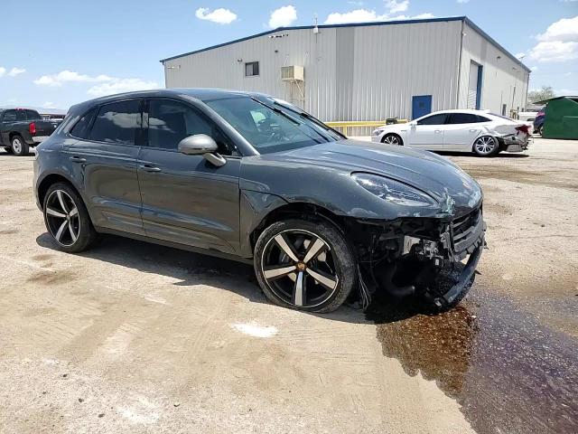 2024 Porsche Macan Base VIN: WP1AA2A51RLB15160 Lot: 64686685