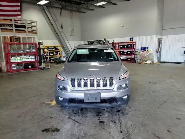 2018 Jeep Cherokee Latitude VIN: 1C4PJMCB0JD622320 Lot: 63489405