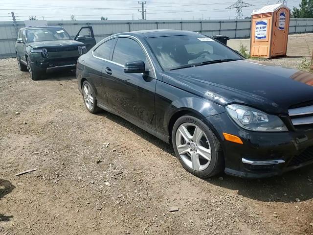 2013 Mercedes-Benz C 250 VIN: WDDGJ4HB7DF973202 Lot: 63938445