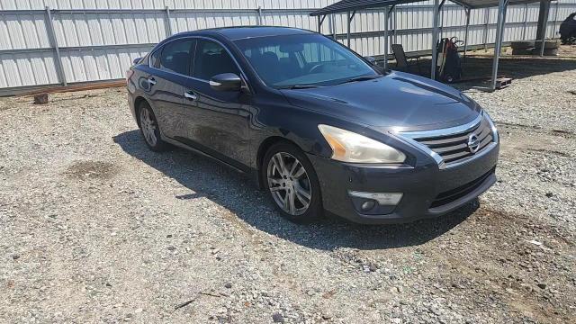 2013 Nissan Altima 3.5S VIN: 1N4BL3AP2DC144432 Lot: 65573965