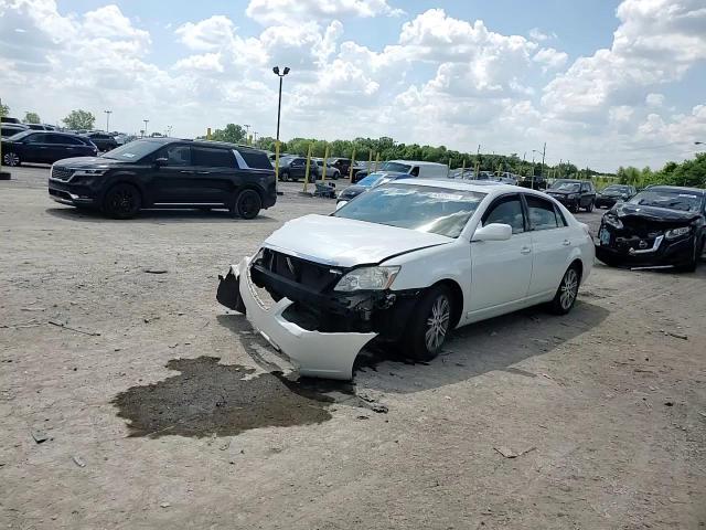 2005 Toyota Avalon Xl VIN: 4T1BK36B55U036632 Lot: 63374735