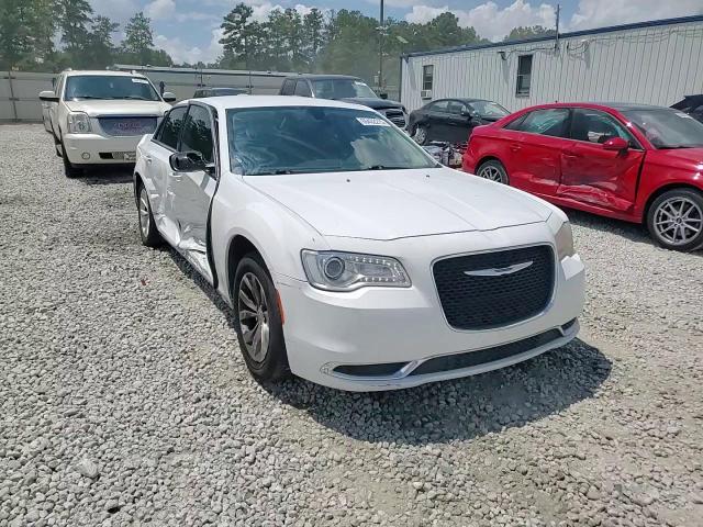 2018 Chrysler 300 Touring VIN: 2C3CCAAG2JH137416 Lot: 66432215