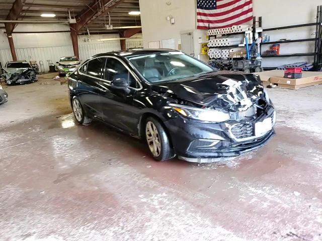 2017 Chevrolet Cruze Premier VIN: 1G1BF5SM5H7215387 Lot: 63437445