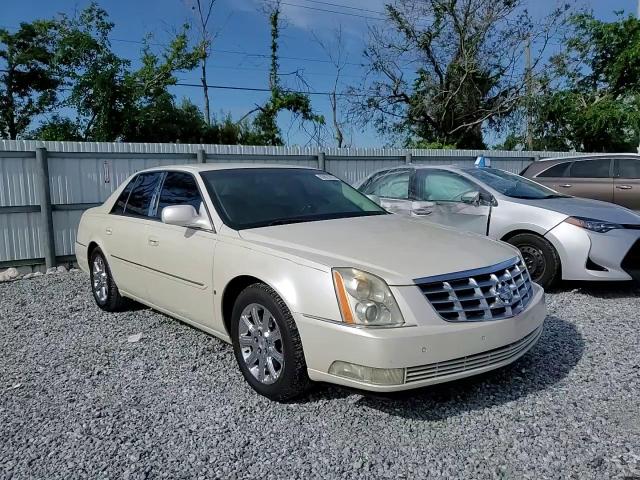 2008 Cadillac Dts VIN: 1G6KD57Y08U198558 Lot: 63670825