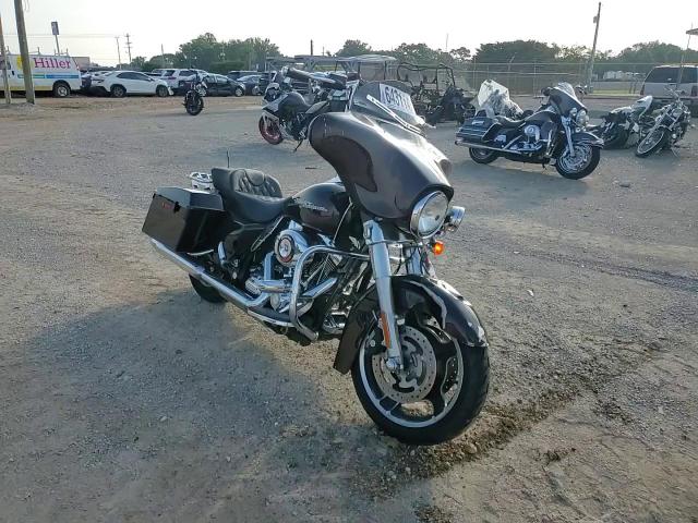 2011 Harley-Davidson Flhx VIN: 1HD1KB416BB613839 Lot: 64311455
