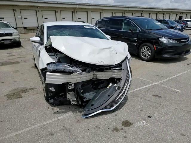 2016 Chrysler 200 Limited VIN: 1C3CCCAB1GN158581 Lot: 65686465