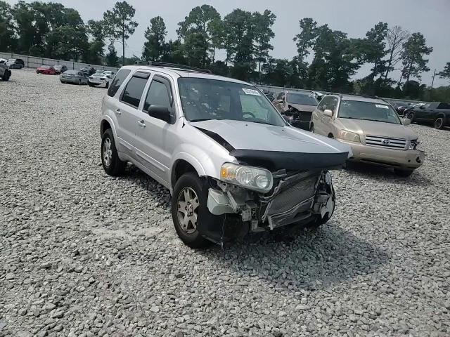2005 Ford Escape Limited VIN: 1FMYU04125KD88222 Lot: 63310445