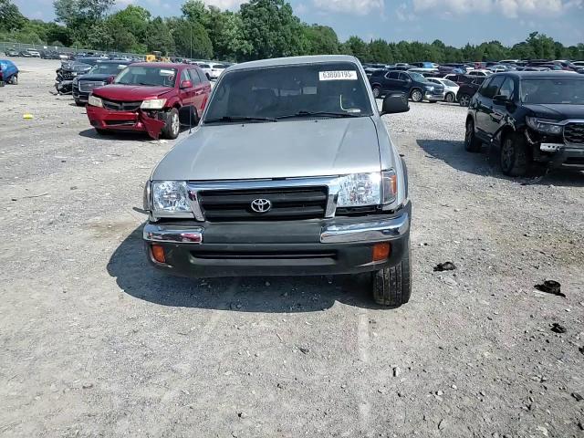 2000 Toyota Tacoma Xtracab VIN: 5TEWN72N2YZ690570 Lot: 63800195