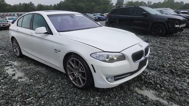 2011 BMW 535 Xi VIN: WBAFU7C5XBC780473 Lot: 64770595