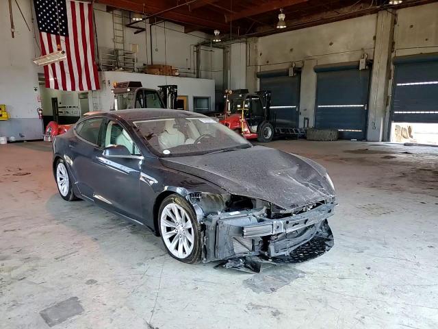 2018 Tesla Model S VIN: 5YJSA1E27JF268214 Lot: 65636875