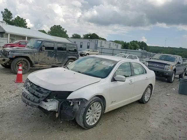 2011 Ford Fusion Hybrid VIN: 3FADP0L38BR192652 Lot: 65132675