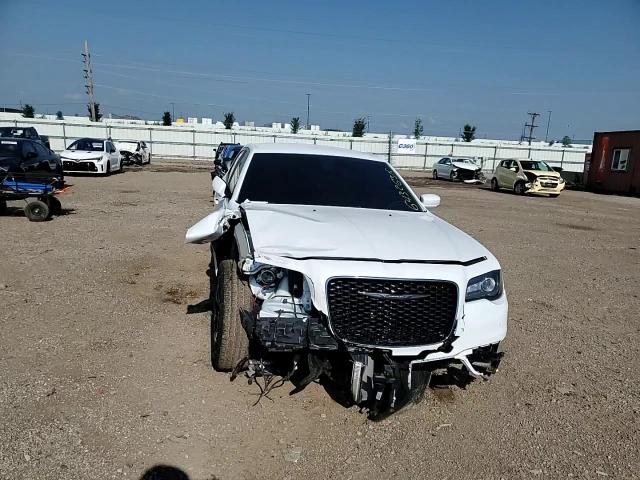 2023 Chrysler 300 Touring L VIN: 2C3CCASG1PH662040 Lot: 64326315