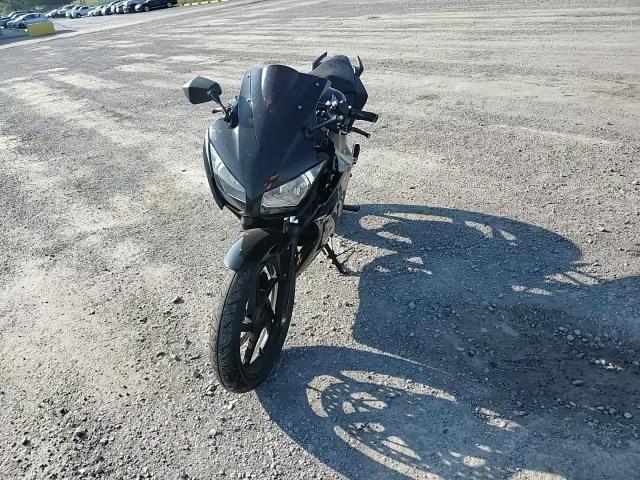 2016 Honda Cbr300 R VIN: MLHNC5109G5200815 Lot: 64802655