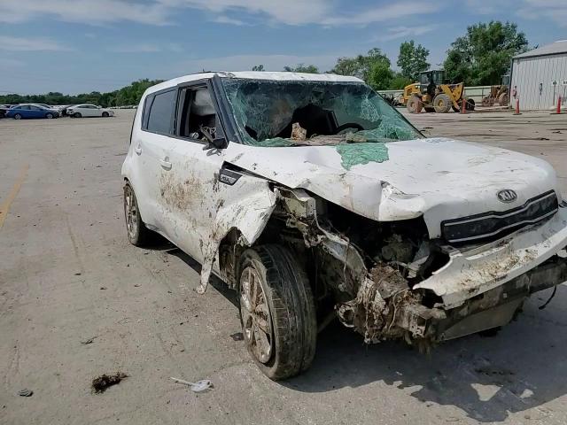 2018 Kia Soul + VIN: KNDJP3A57J7511855 Lot: 63438165