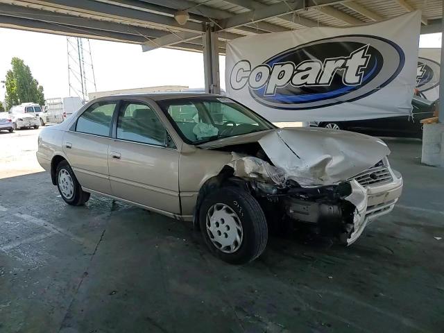 1998 Toyota Camry Ce VIN: 4T1BG22K0WU830795 Lot: 63259375