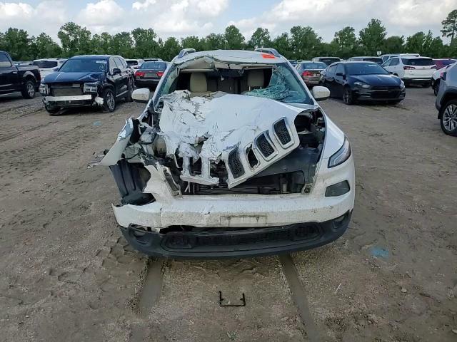 2017 Jeep Cherokee Latitude VIN: 1C4PJLCBXHW603234 Lot: 64930245
