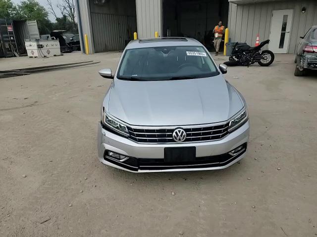 2017 Volkswagen Passat Sel Premium VIN: 1VWCT7A32HC039136 Lot: 65351965