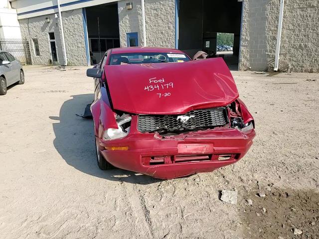 2008 Ford Mustang VIN: 1ZVHT80N685110812 Lot: 66476935