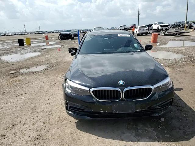 2019 BMW 530 Xi VIN: WBAJA7C58KWW17886 Lot: 64763045