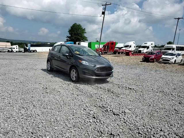2018 Ford Fiesta Se VIN: 3FADP4EJ1JM111747 Lot: 64766465