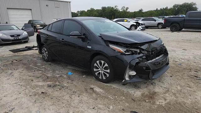 2020 Toyota Prius Prime Le VIN: JTDKARFPXL3153227 Lot: 64035955