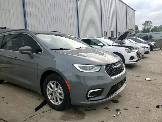 2022 Chrysler Pacifica Touring L VIN: 2C4RC1BG2NR198334 Lot: 65368215
