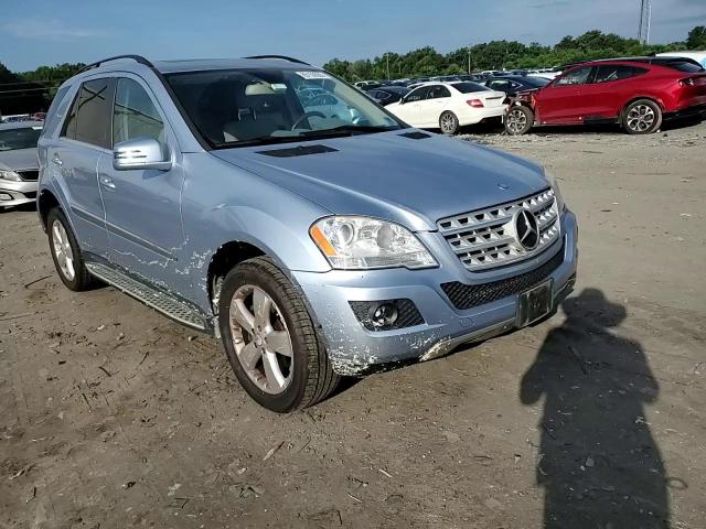 2011 Mercedes-Benz Ml 350 4Matic VIN: 4JGBB8GB1BA744207 Lot: 65153555