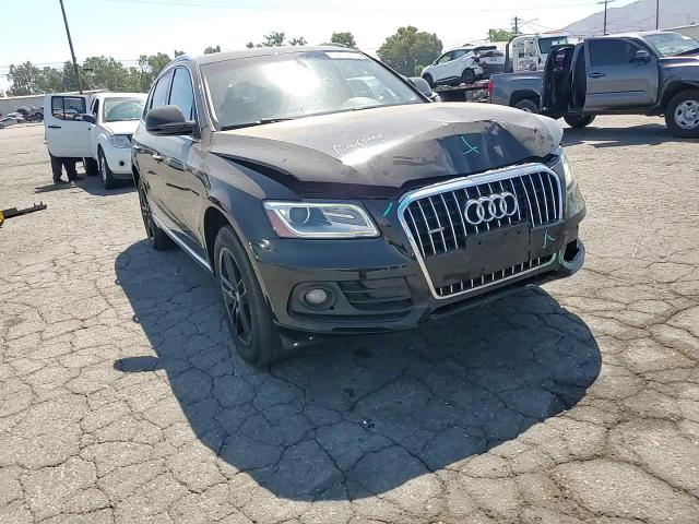 2017 Audi Q5 Premium VIN: WA1C2AFP2HA002057 Lot: 66673475
