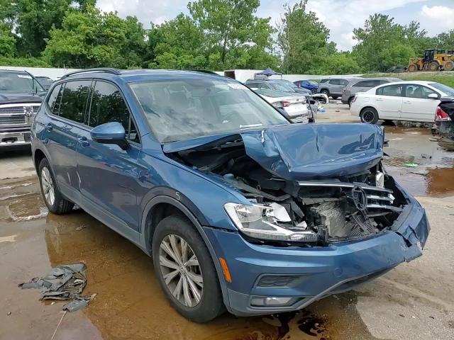 2018 Volkswagen Tiguan S VIN: 3VV1B7AX6JM010437 Lot: 65785025