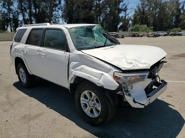 2017 Toyota 4Runner Sr5/Sr5 Premium VIN: JTEBU5JRXH5481263 Lot: 63780525