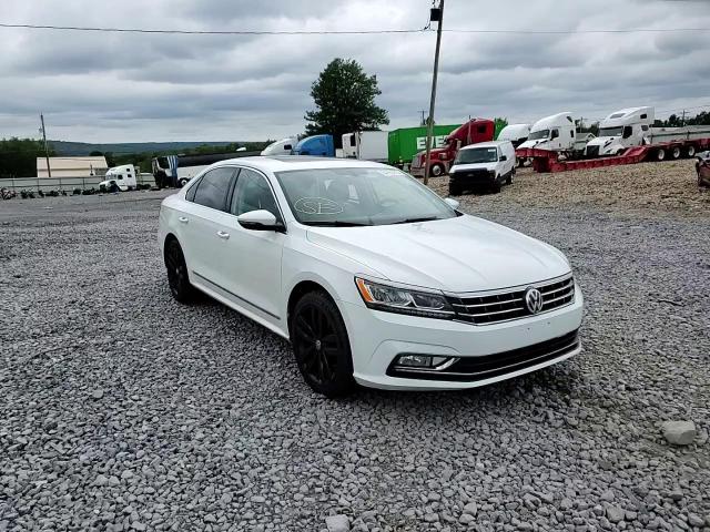 2016 Volkswagen Passat Sel VIN: 1VWCT7A34GC040920 Lot: 64993915