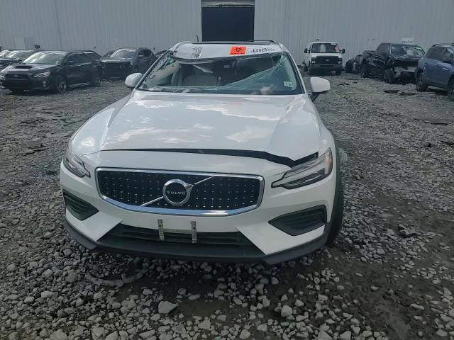 2020 Volvo V60 Cross Country T5 Momentum VIN: YV4102WKXL1040008 Lot: 64828355