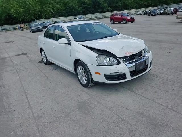 2010 Volkswagen Jetta Se VIN: 3VWRZ7AJ1AM037017 Lot: 63500125