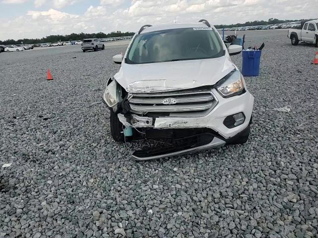 2018 Ford Escape Se VIN: 1FMCU9GD8JUA69569 Lot: 65029495