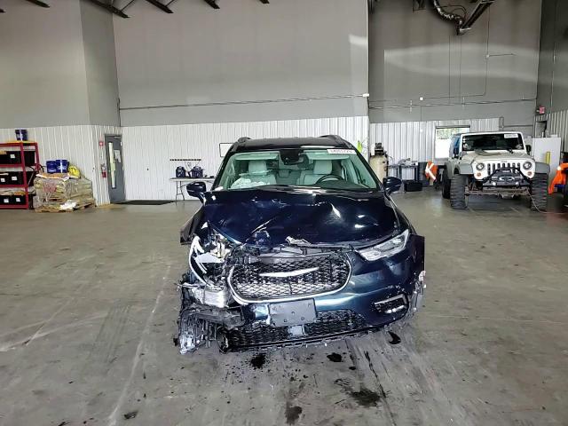 2021 Chrysler Pacifica Touring L VIN: 2C4RC1BG7MR562097 Lot: 64085725