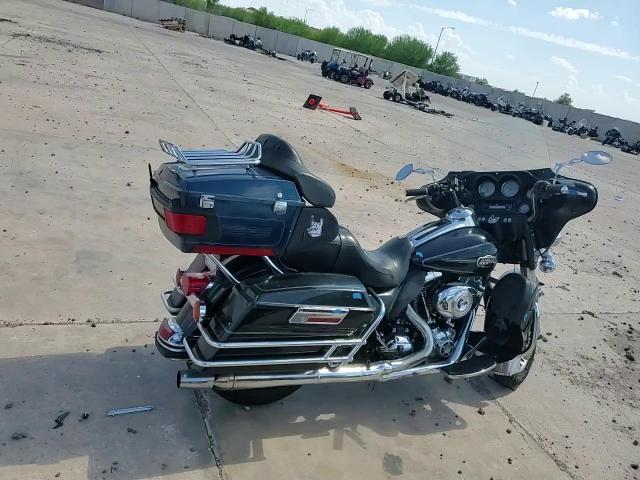 2013 Harley-Davidson Flhtcu Ultra Classic Electra Glide VIN: 1HD1FCM13DB692061 Lot: 63450475