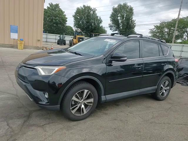 2017 Toyota Rav4 Xle VIN: 2T3RFREV2HW669411 Lot: 65179615