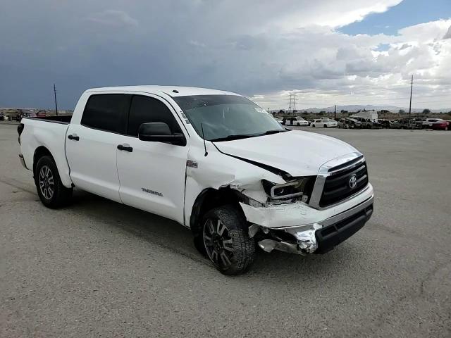 2013 Toyota Tundra Crewmax Sr5 VIN: 5TFEY5F19DX136152 Lot: 63584835