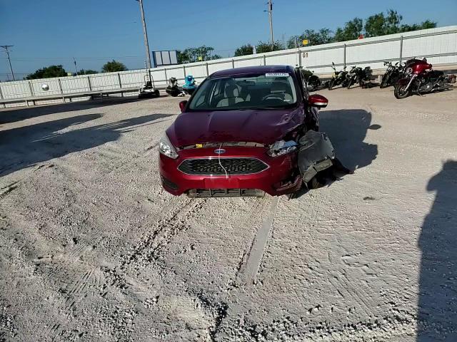 2016 Ford Focus Se VIN: 1FADP3F2XGL395181 Lot: 65384175