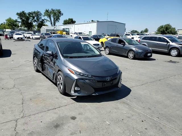 2017 Toyota Prius Prime VIN: JTDKARFP5H3061157 Lot: 64977075