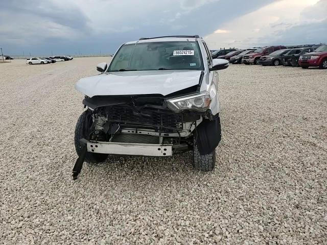 2020 Toyota 4Runner Sr5/Sr5 Premium VIN: JTEBU5JR9L5814271 Lot: 66524215