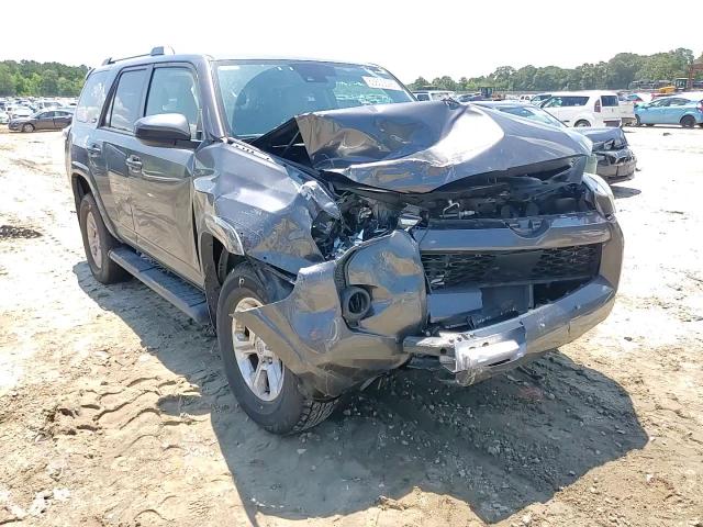2022 Toyota 4Runner Sr5/Sr5 Premium VIN: JTEMU5JR3N5996190 Lot: 63605595