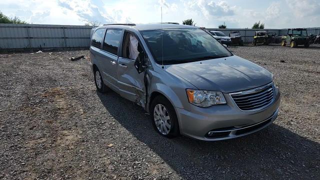 2016 Chrysler Town & Country Touring VIN: 2C4RC1BG3GR120017 Lot: 66148215