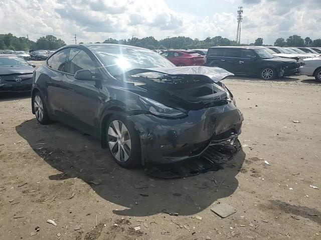 2024 Tesla Model Y VIN: 7SAYGAEE1RF989193 Lot: 64508085
