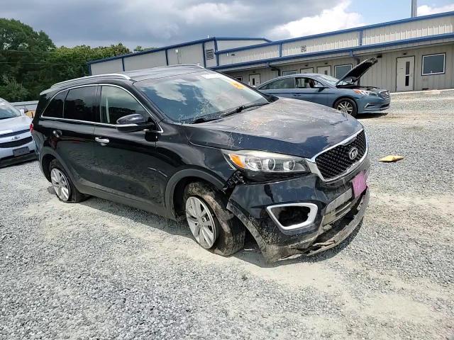 2017 Kia Sorento Lx VIN: 5XYPG4A3XHG272491 Lot: 67174295