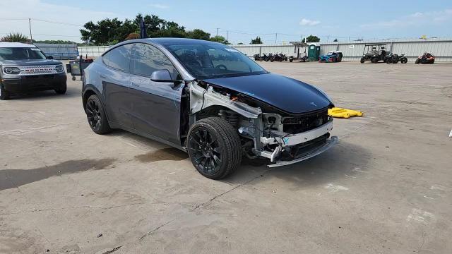 2020 Tesla Model Y VIN: 5YJYGDEE4LF049069 Lot: 63111875