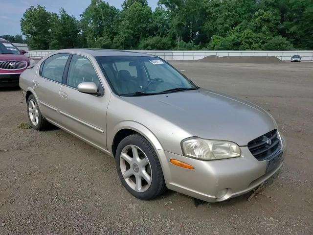 2000 Nissan Maxima Gle VIN: JN1CA31A5YT010605 Lot: 65340315
