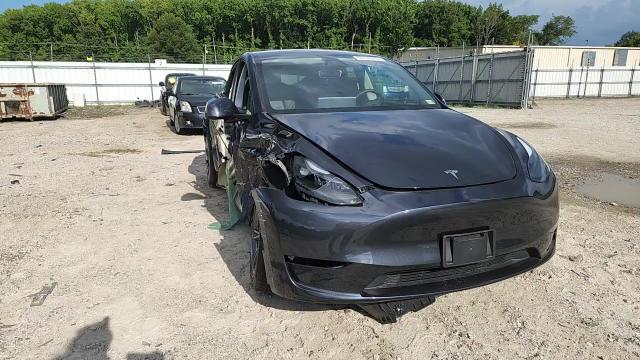 2024 Tesla Model Y VIN: 7SAYGDED8RF166348 Lot: 65170815