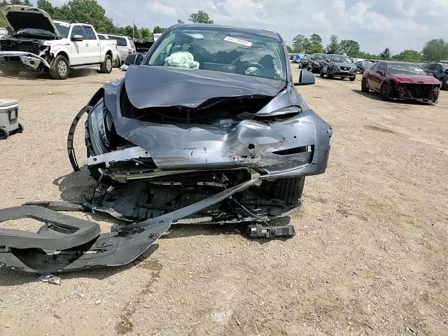 2022 Tesla Model Y VIN: 7SAYGDEE6NF438544 Lot: 64770455