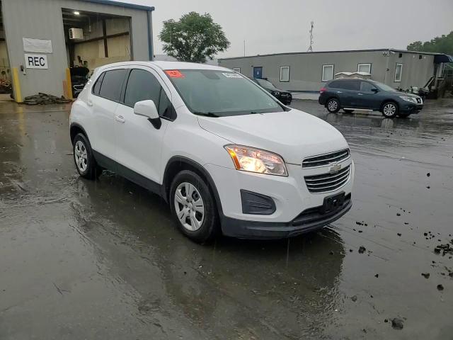 2016 Chevrolet Trax Ls VIN: KL7CJKSB9GB756829 Lot: 64276605